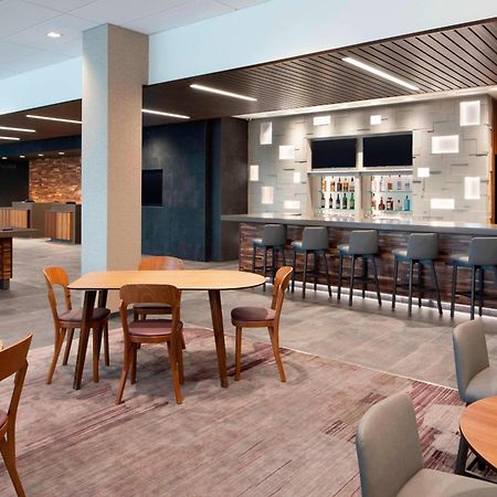 Courtyard By Marriott Albany Troy/Waterfront Hotel Exterior photo